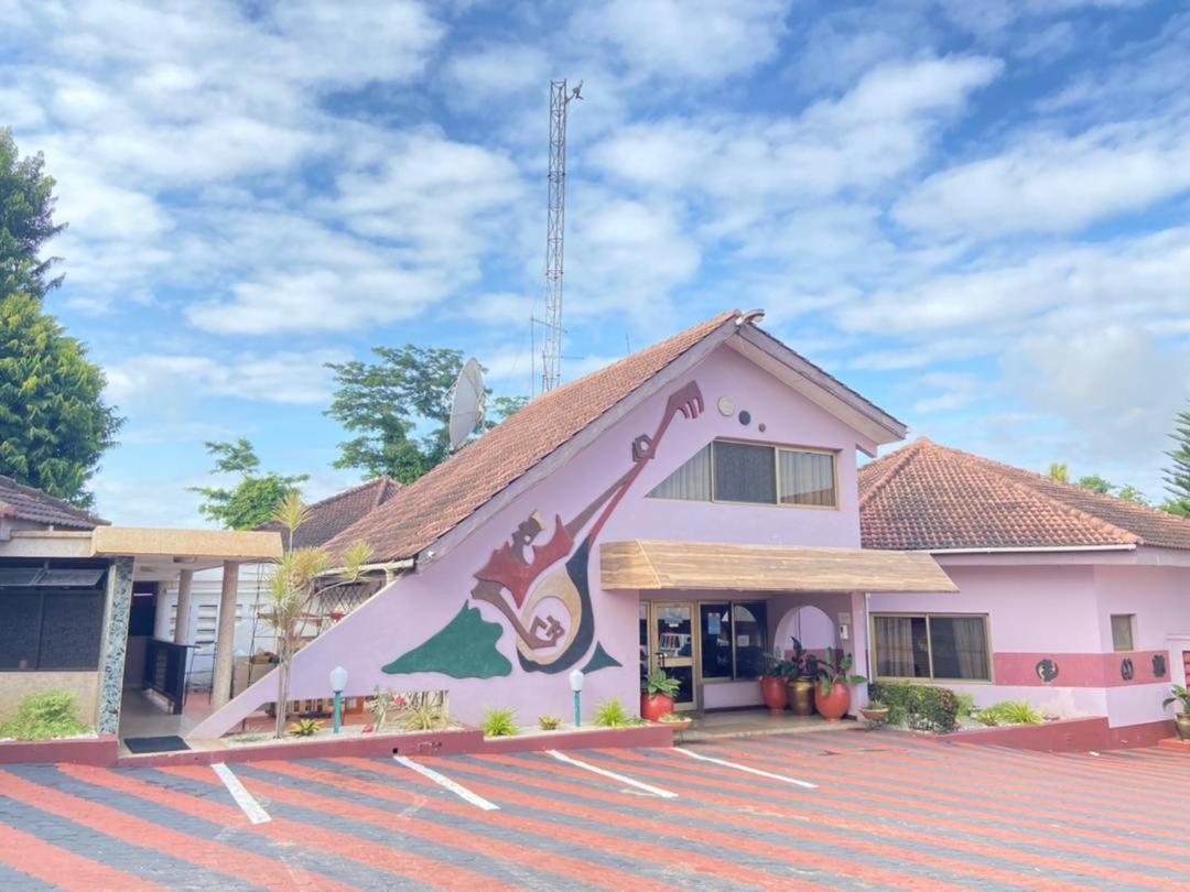 Royal Basin Resort Kumasi Kültér fotó